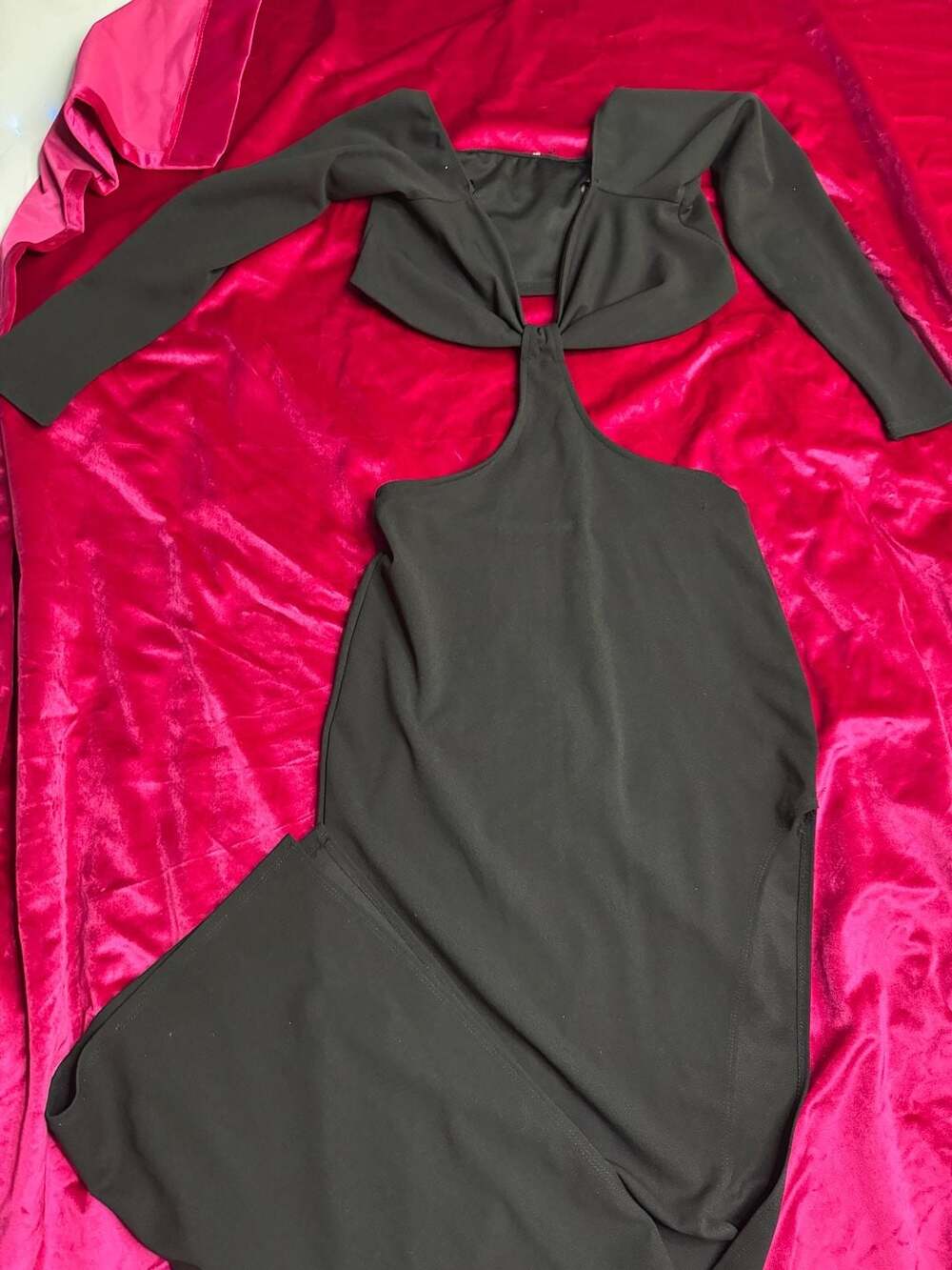 Minkpink Amber Cut-Out Black Long Sleeve Maxi Dress